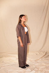 Ensemble chemise et pantalon en lin upcyclé femme - Made in Belgium