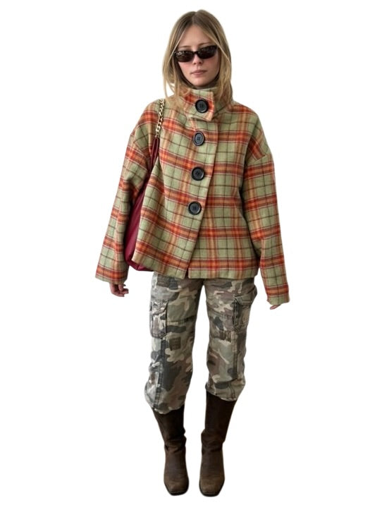 Manteau buttoned to the top - été