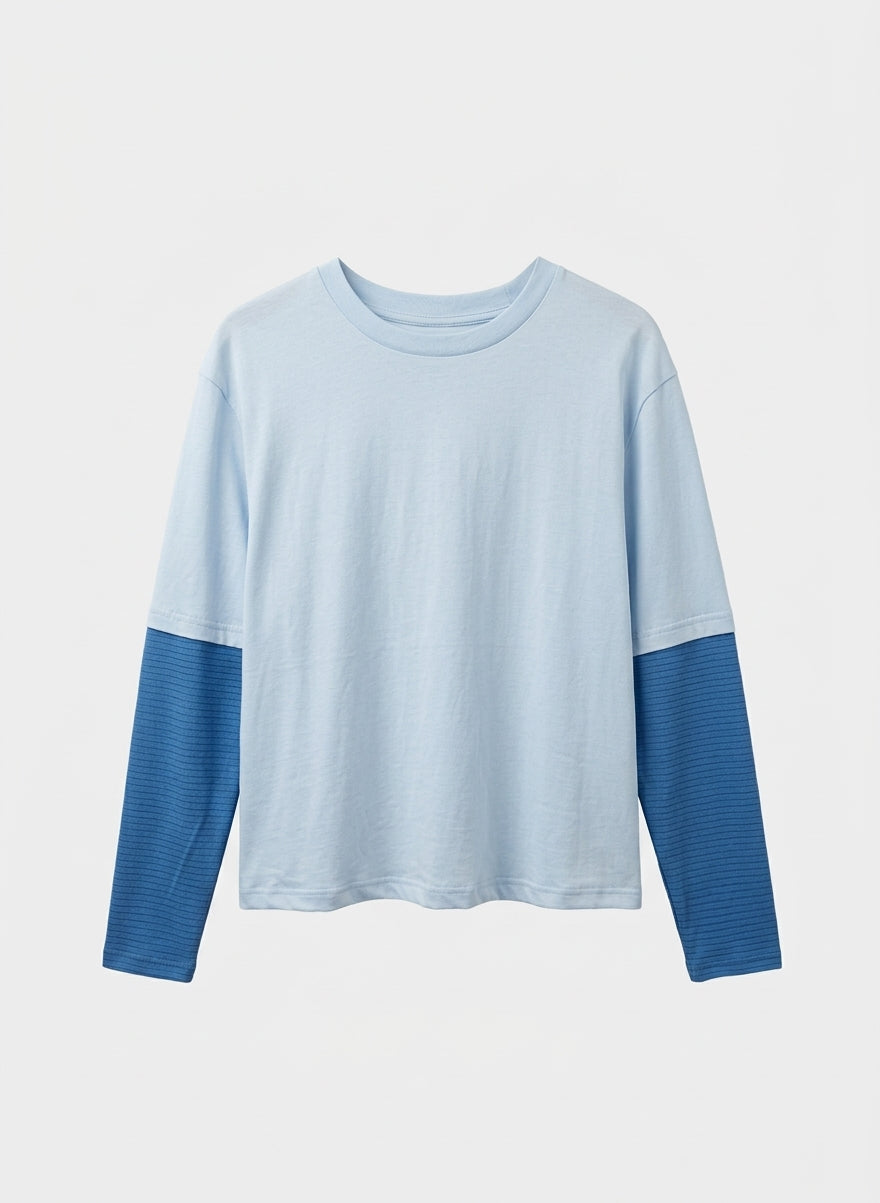 Le t-shirt deux-en-un - bleu ciel