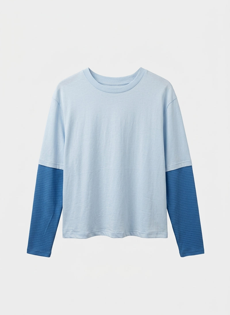 Le t-shirt deux-en-un - bleu ciel