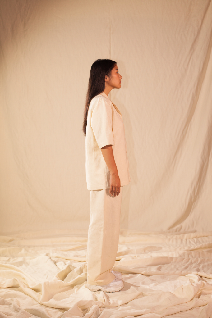 Ensemble chemise et pantalon en lin upcyclé femme - Made in Belgium